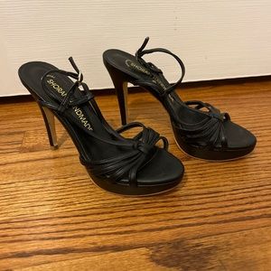 Black  size 7 women’s Platform Sandle